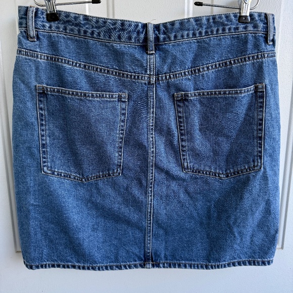 Old Navy | Denim Mini Skirt | Size 14 | BNWT - Picture 2 of 6